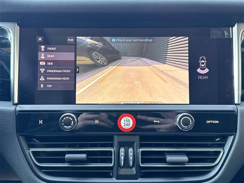 New 2025 Porsche Macan image 22
