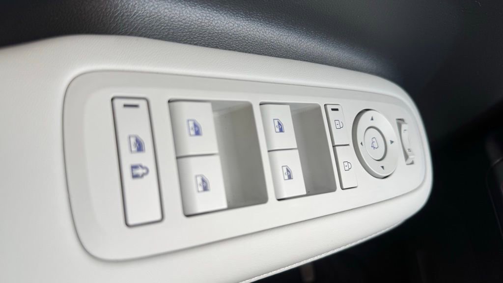 Used 2024 Hyundai Santa Fe Calligraphy image 15