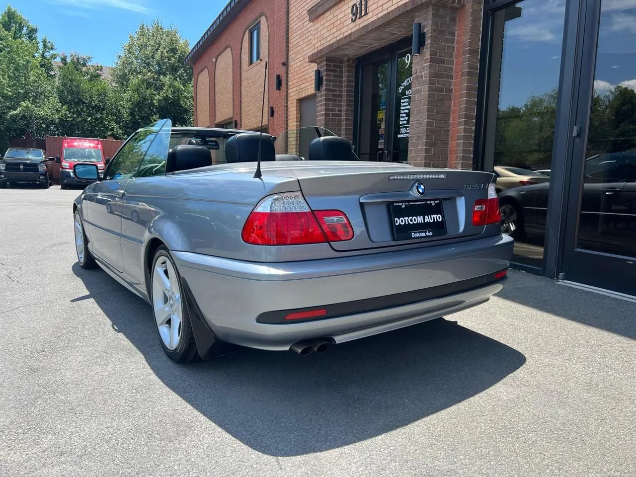 Used 2004 BMW 325Ci Convertible RWD image 6
