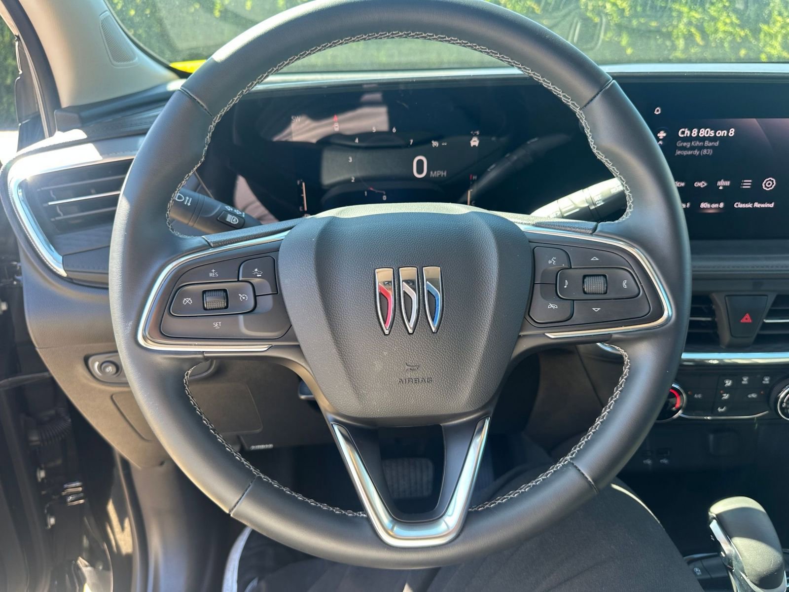 Used 2025 Buick Encore GX Preferred image 25