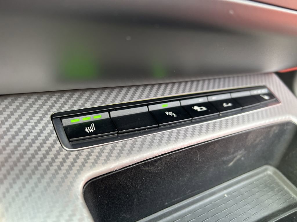 Used 2011 BMW Z4 sDrive30i w/ M Sport Pkg image 16