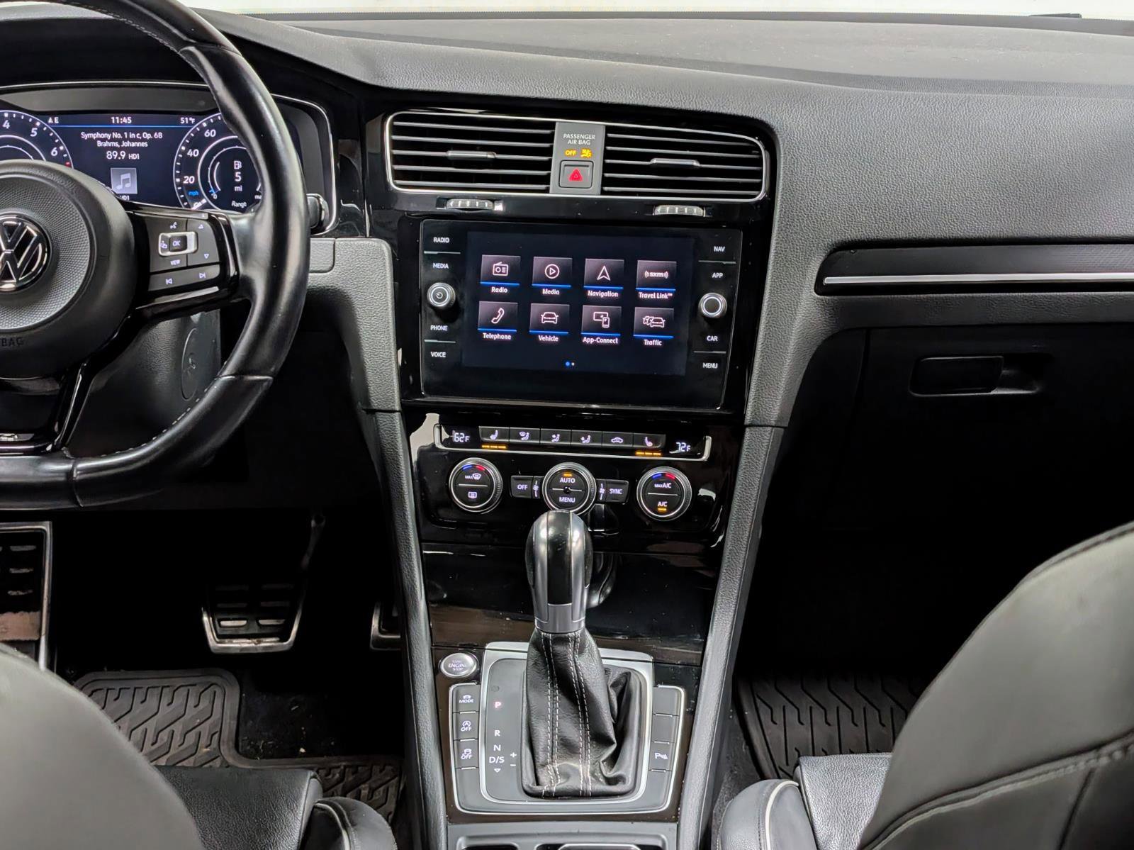 Used 2019 Volkswagen Golf 4-Door image 25