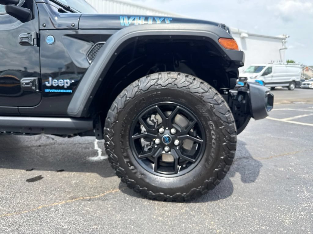 Used 2024 Jeep Wrangler Unlimited AWD/4WD image 42