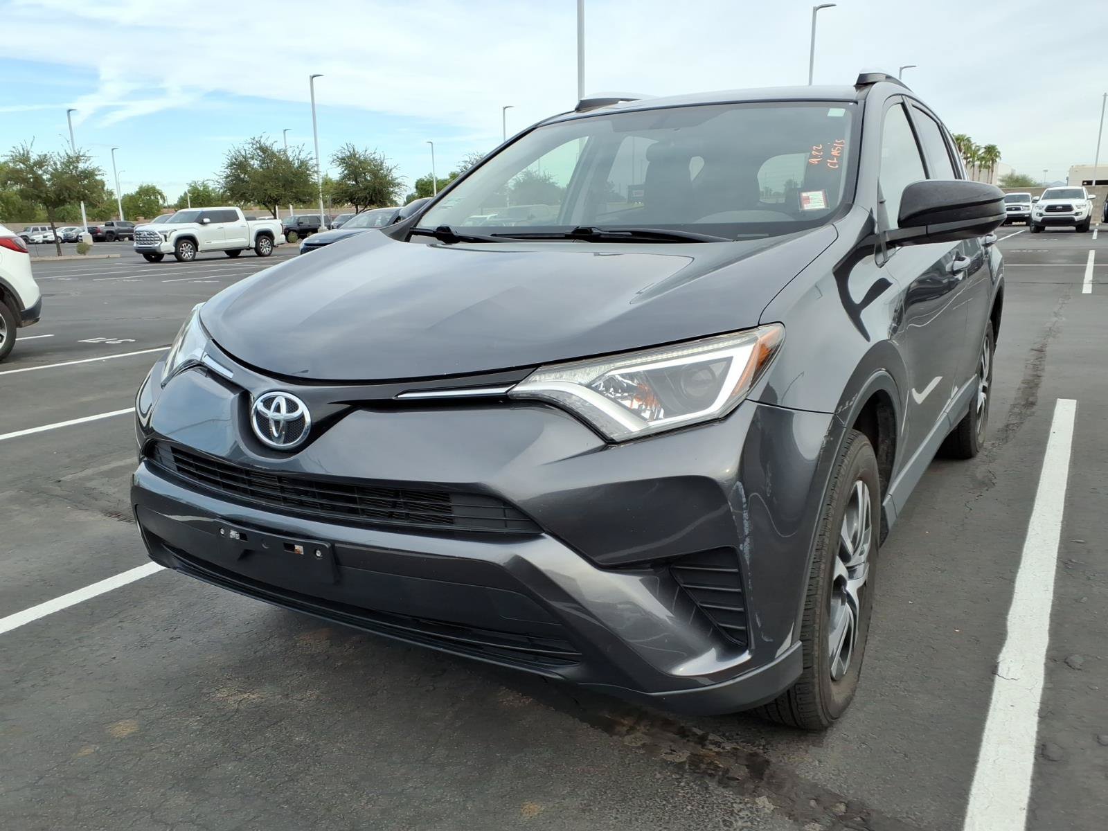 Used 2016 Toyota RAV4 LE FWD image 2