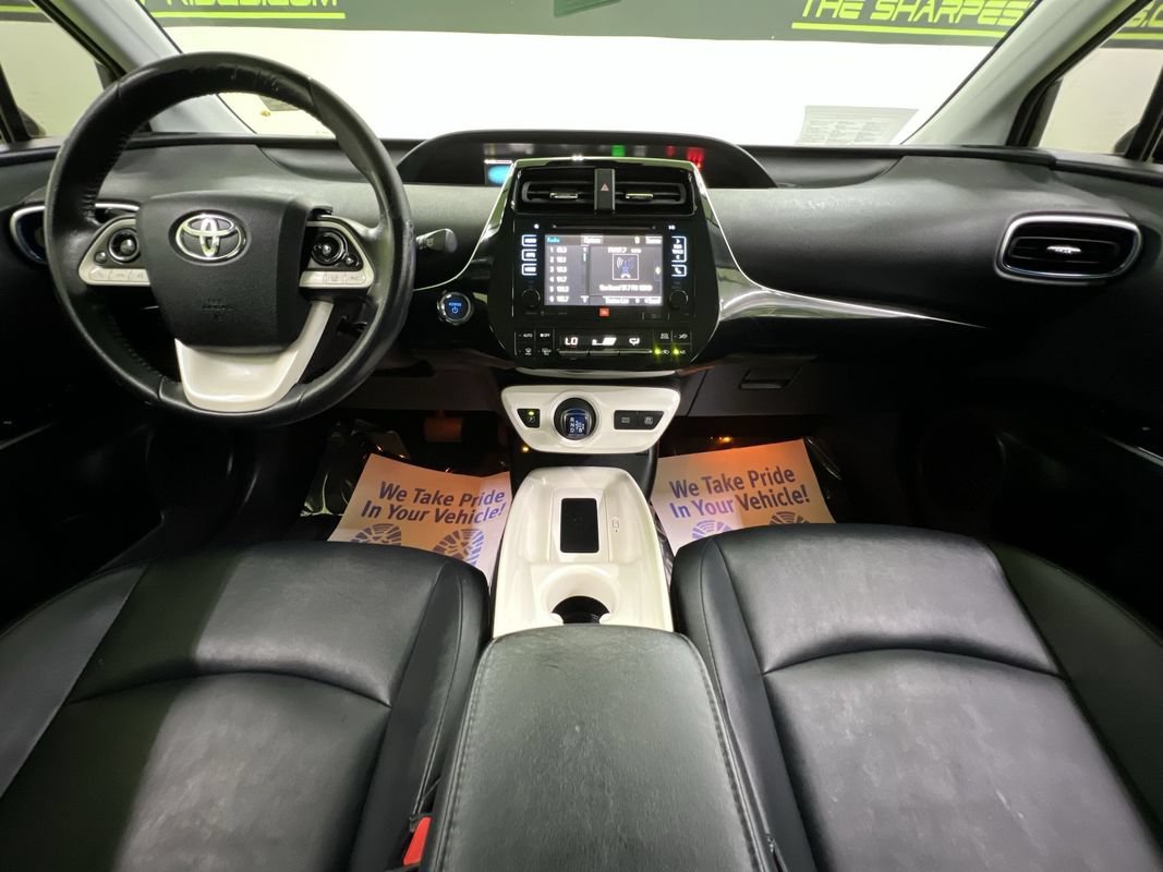 Used 2017 Toyota Prius FWD image 18