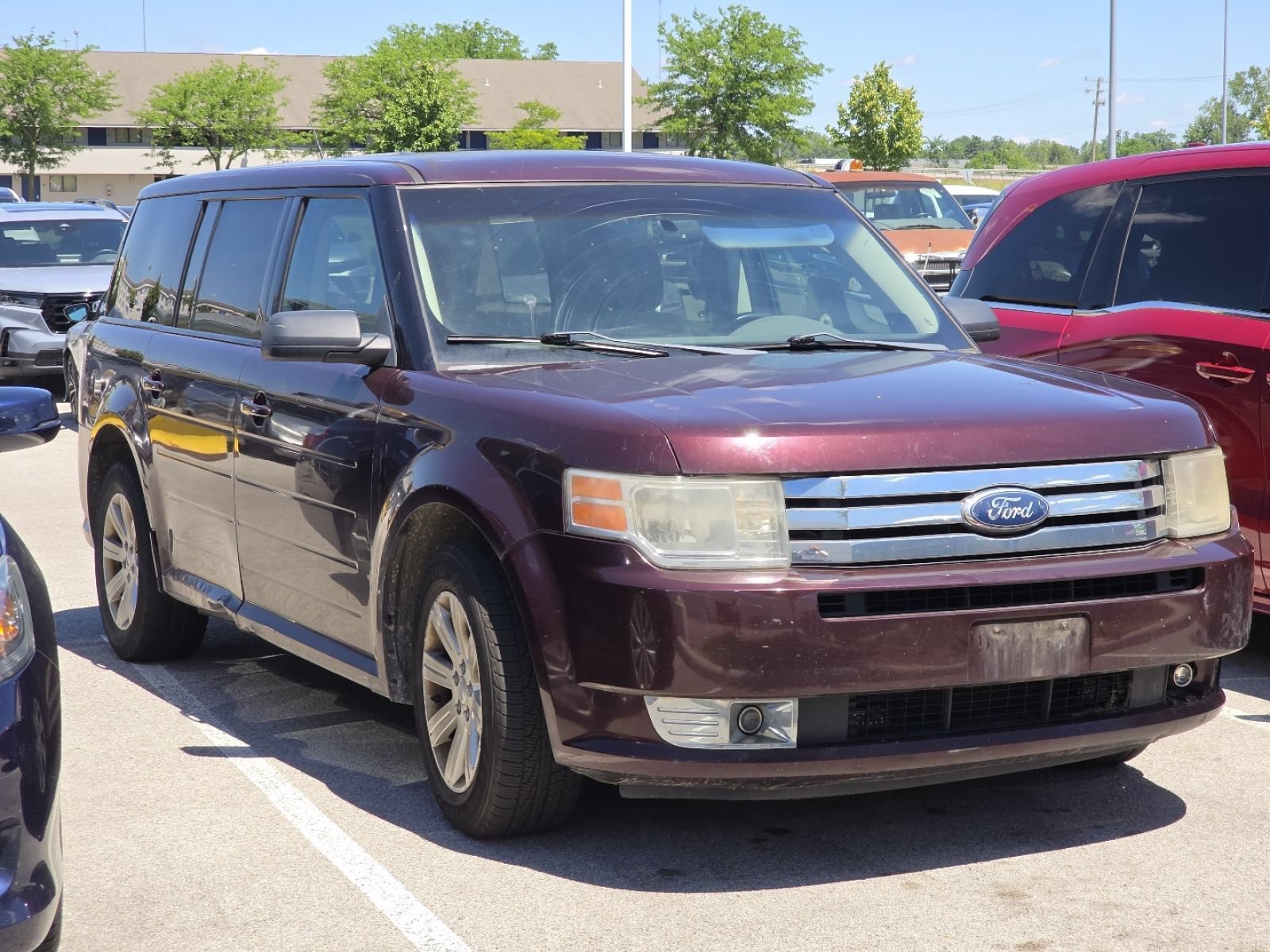 Used 2011 Ford Flex SE FWD image 2