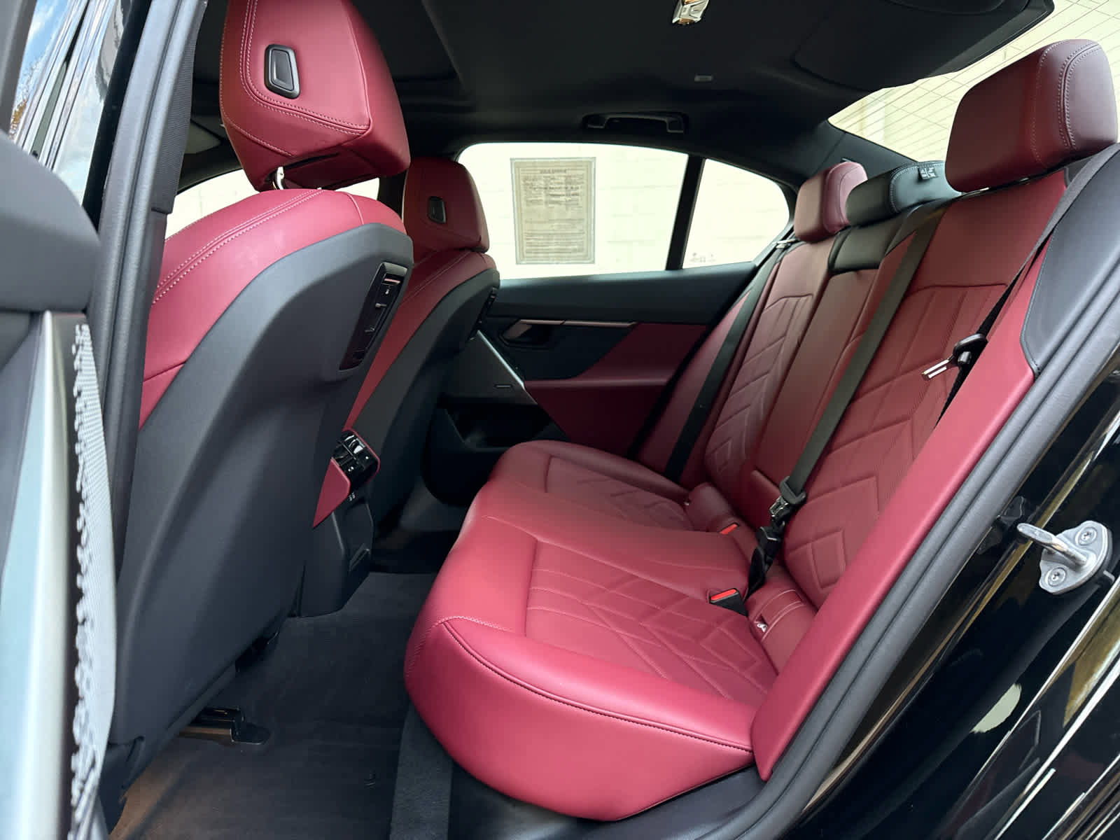 Certified 2024 BMW 530i xDrive w/ Premium Package image 15