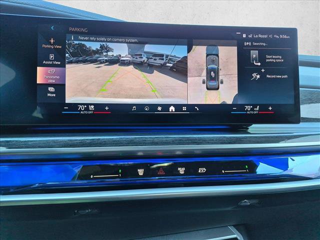 Used 2023 BMW i7 xDrive60 w/ Executive Package 2 AWD/4WD image 14
