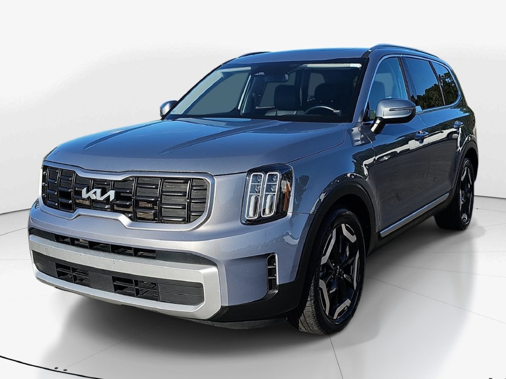 Used 2025 Kia Telluride S FWD image 11