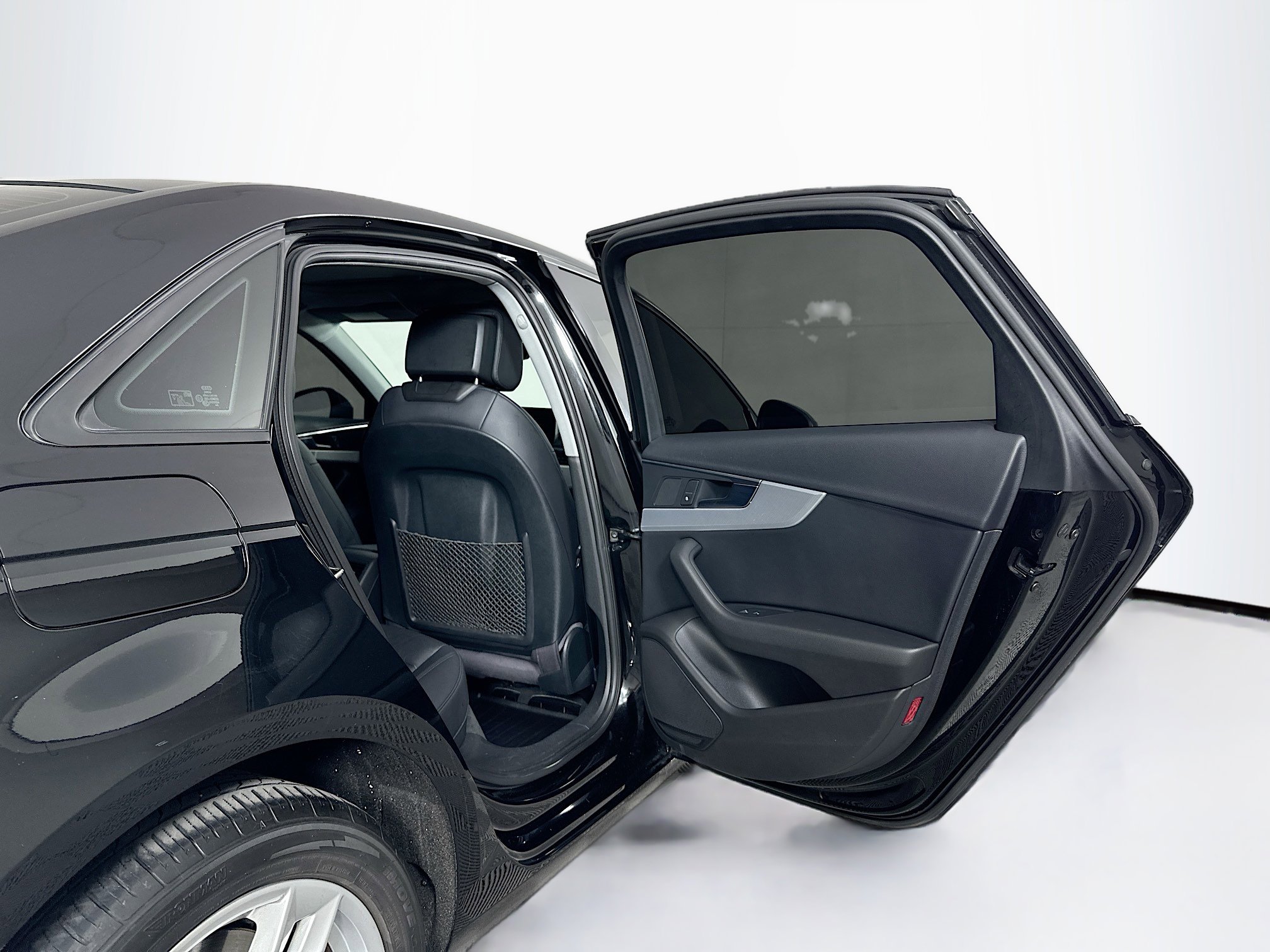 Used 2017 Audi A4 2.0T Premium image 30