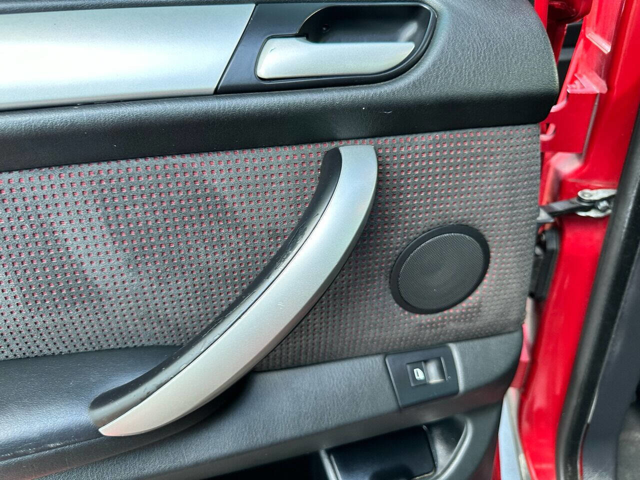 Used 2002 BMW X5 4.6is image 30