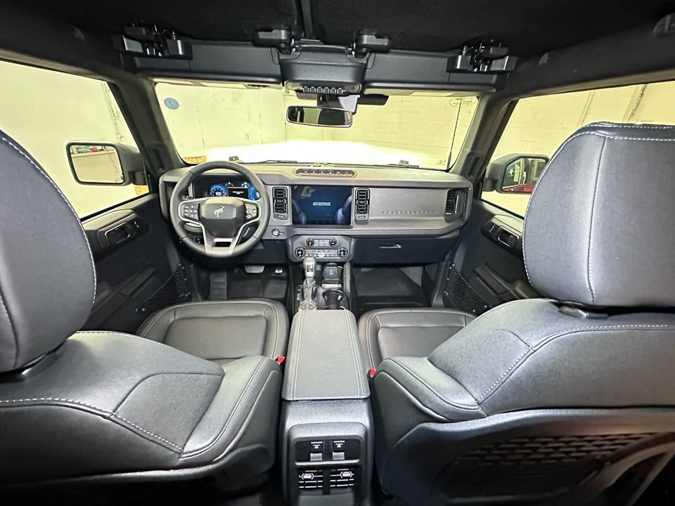 New 2025 Ford Bronco Badlands image 21