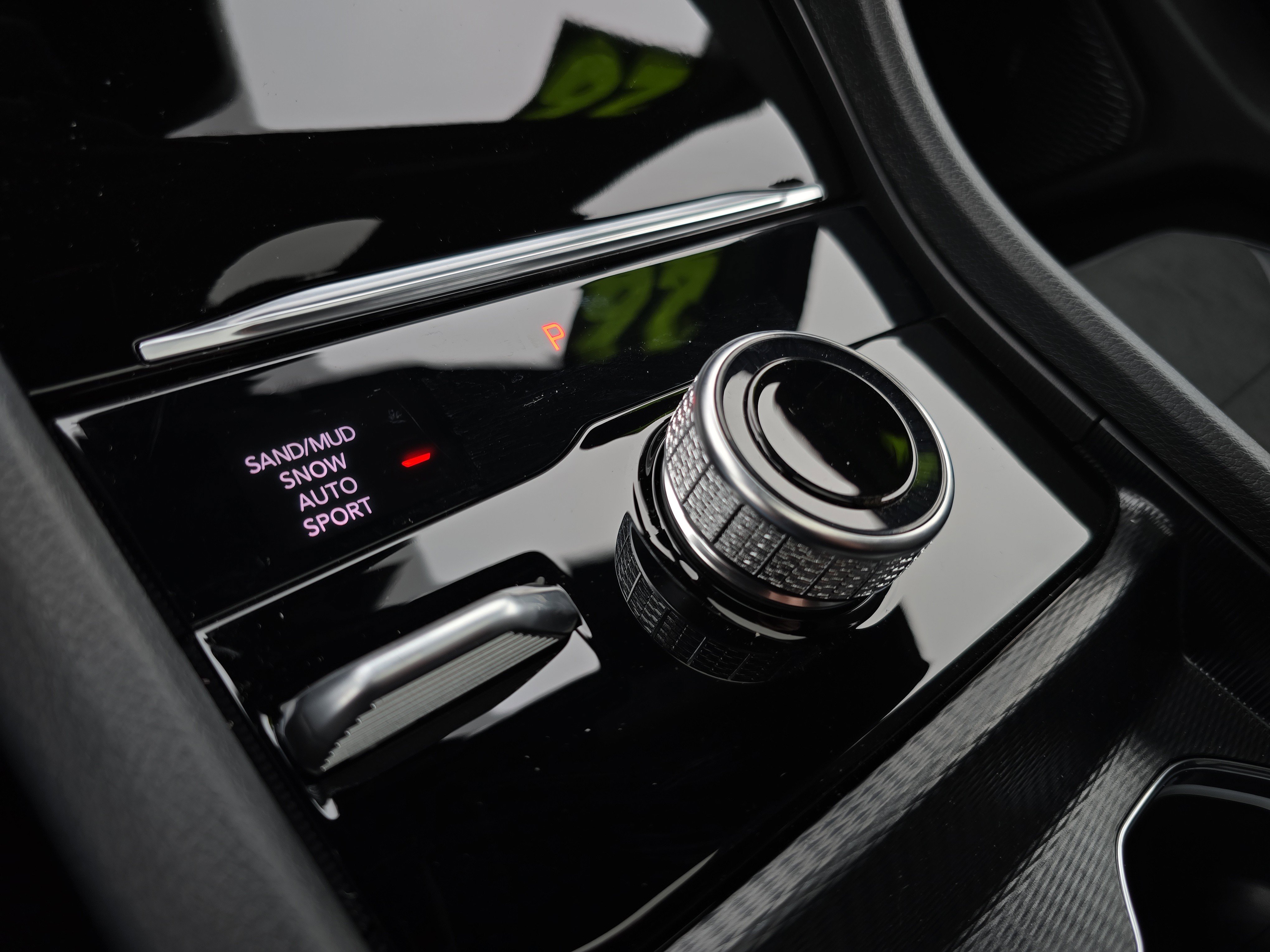 New 2026 Jeep Grand Cherokee Altitude image 25