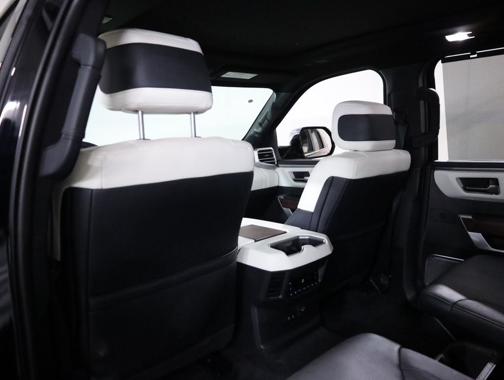 Used 2024 Toyota Sequoia Capstone AWD/4WD image 46