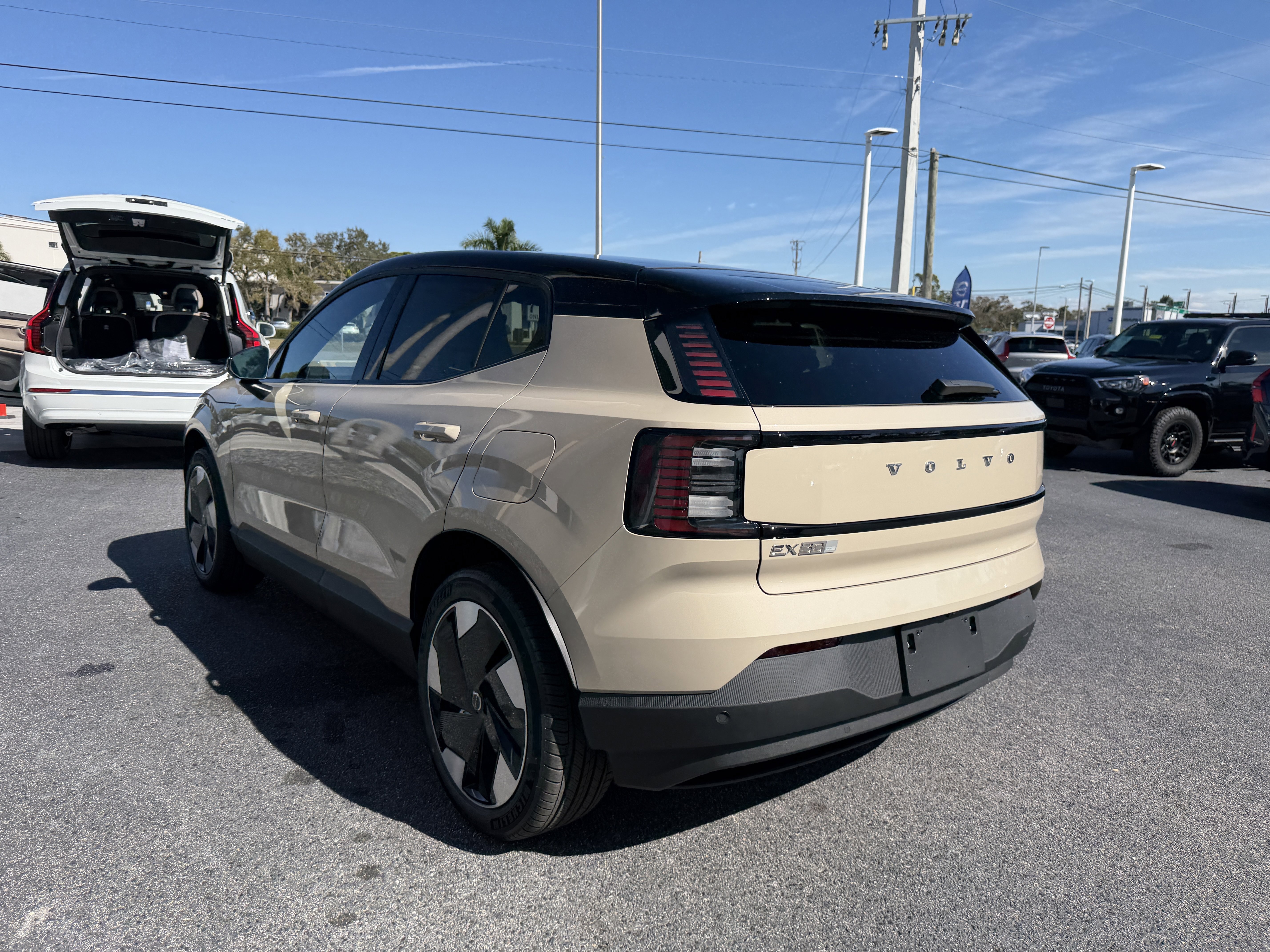 New 2026 Volvo EX30 Plus image 5