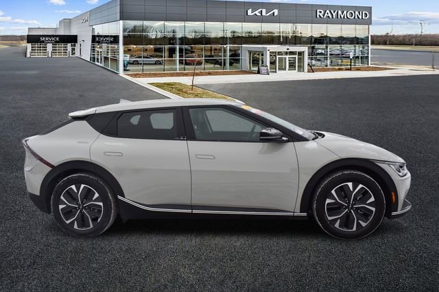 Certified 2024 Kia EV6 Light image 2