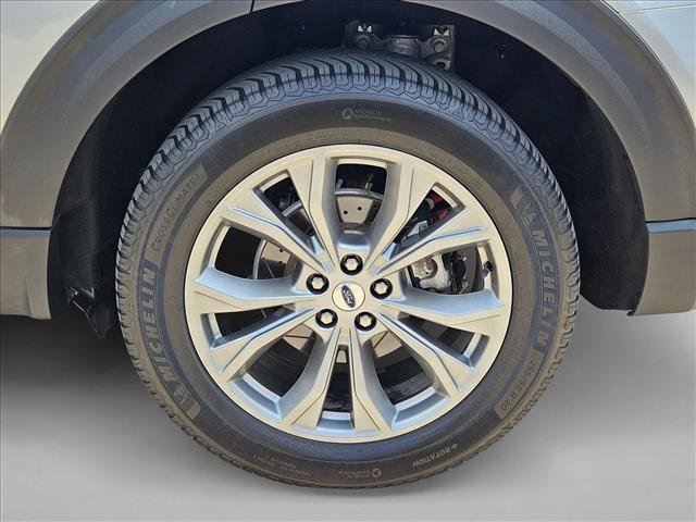Used 2023 Ford Explorer Limited AWD/4WD image 25