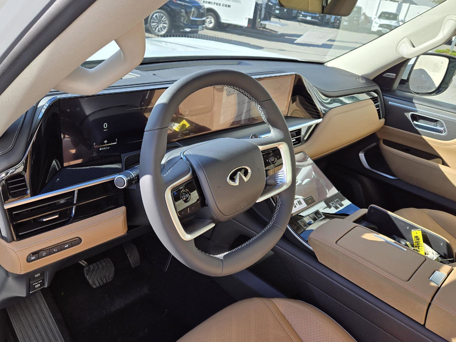 New 2026 INFINITI QX80 Luxe image 5