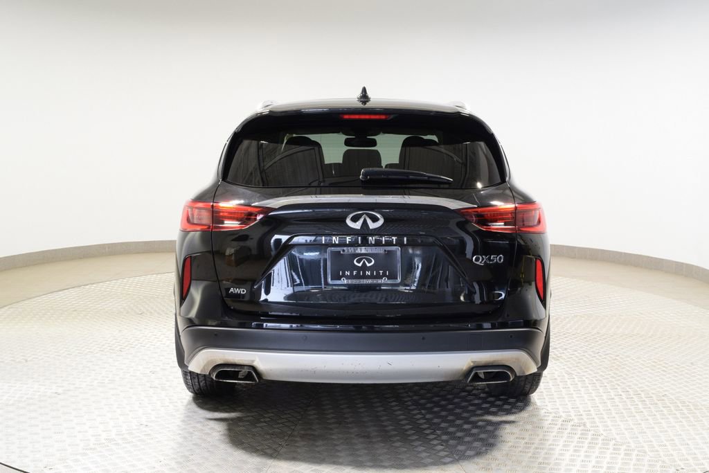 Used 2019 INFINITI QX50 Essential w/ Premium Heat Package AWD/4WD image 4
