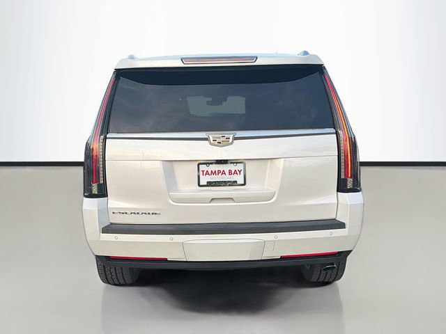 Used 2019 Cadillac Escalade Platinum image 4