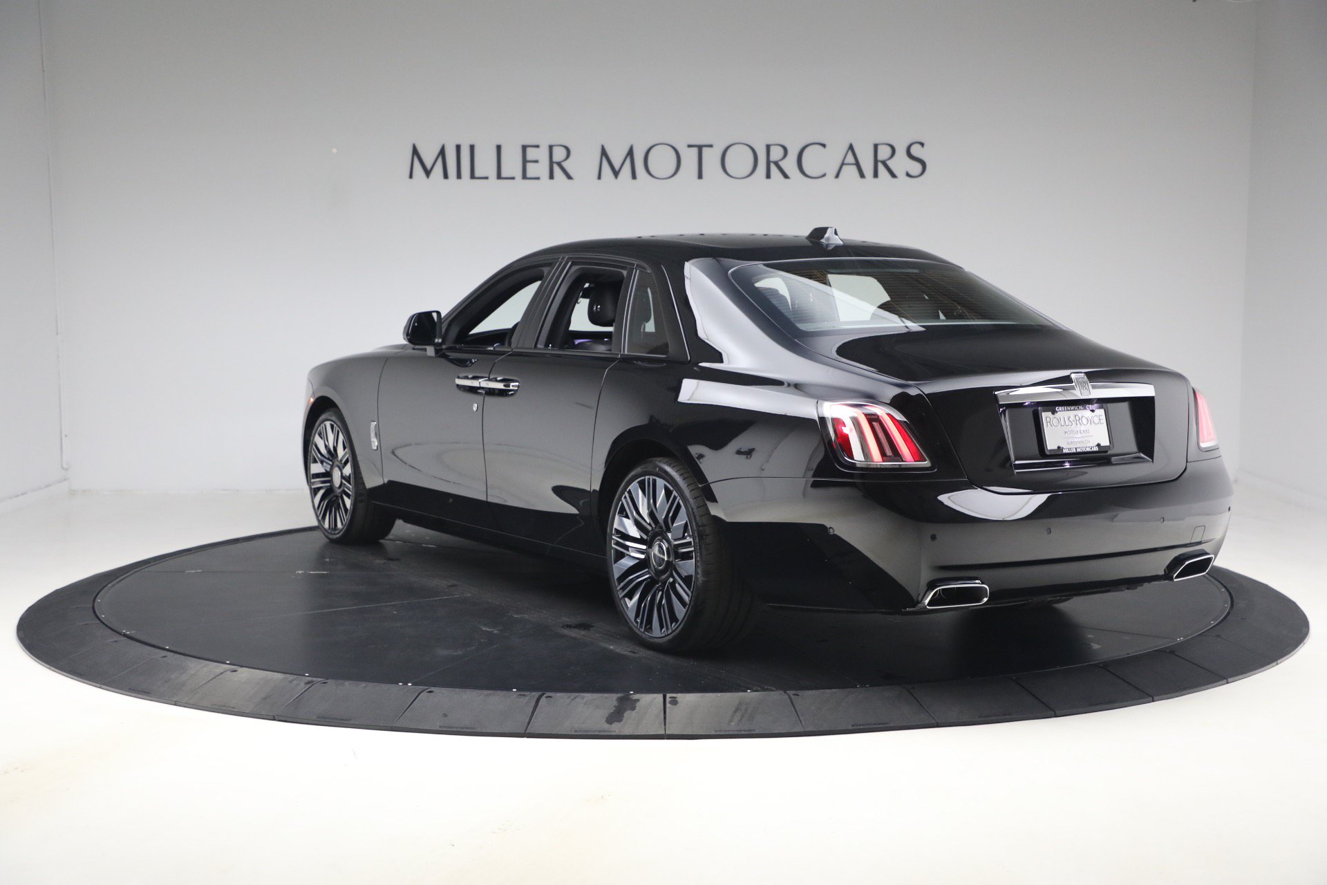 New 2026 Rolls-Royce Ghost AWD/4WD image 13