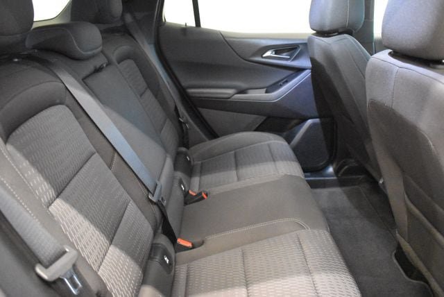 Used 2025 Chevrolet Equinox LT AWD/4WD image 17