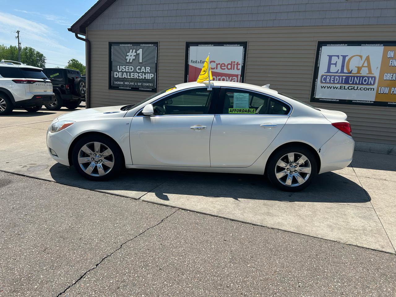 Used 2012 Buick Regal Premium FWD image 8