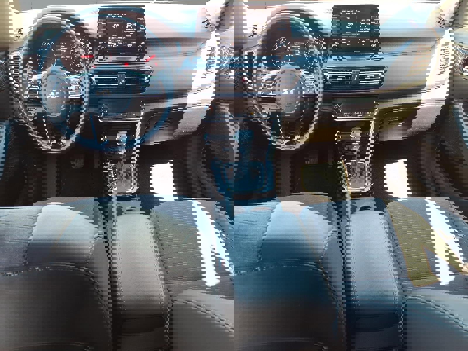 Used 2023 Kia Seltos S image 9