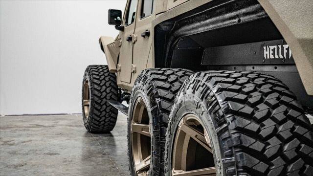 Used 2023 Jeep Gladiator Sport image 12