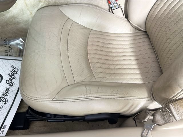 Used 2003 Chevrolet Corvette Coupe w/ Preferred Equipment Group RWD image 19