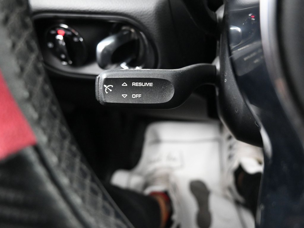 Used 2015 Porsche Macan S image 17