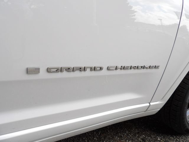 Used 2024 Jeep Grand Cherokee Overland w/ Adv Protech Group III AWD/4WD image 9