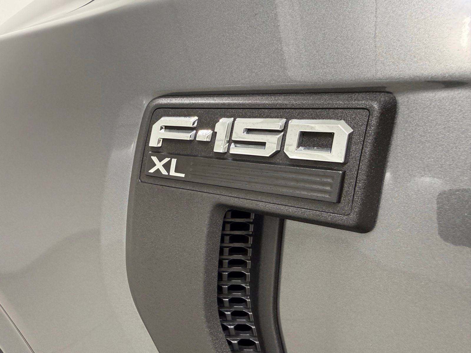 Used 2026 Ford F150 XL RWD image 9