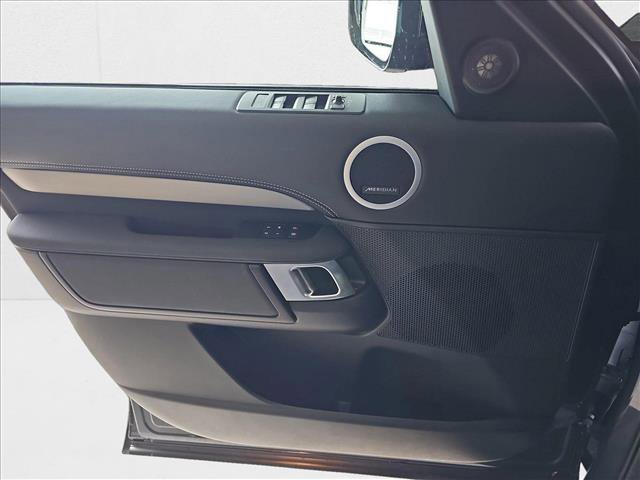 New 2025 Land Rover Discovery Dynamic SE AWD/4WD image 28