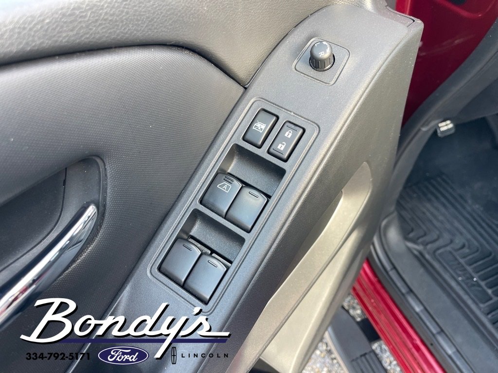 Used 2023 Nissan Frontier SV w/ SV Convenience Package image 8