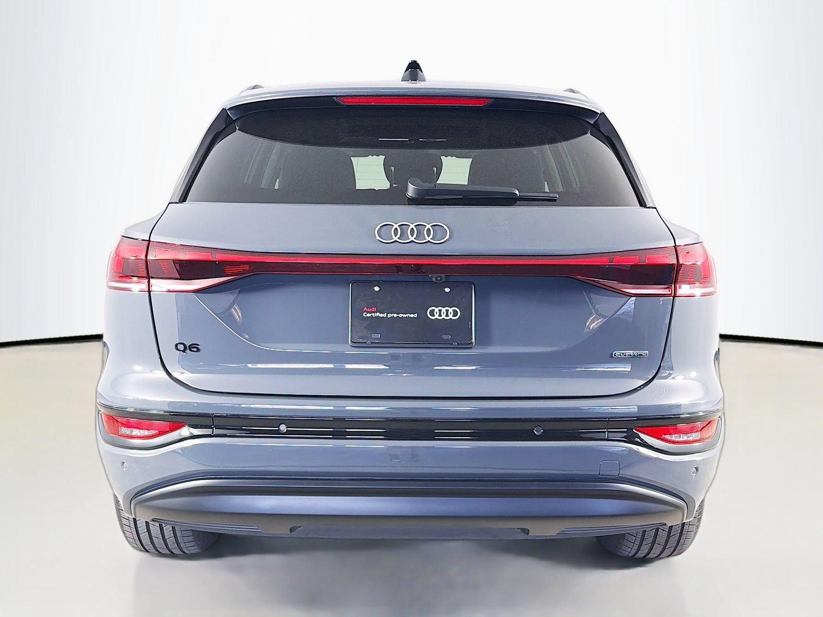 Certified 2025 Audi Q6 e-tron Premium w/ Convenience Package AWD/4WD image 6