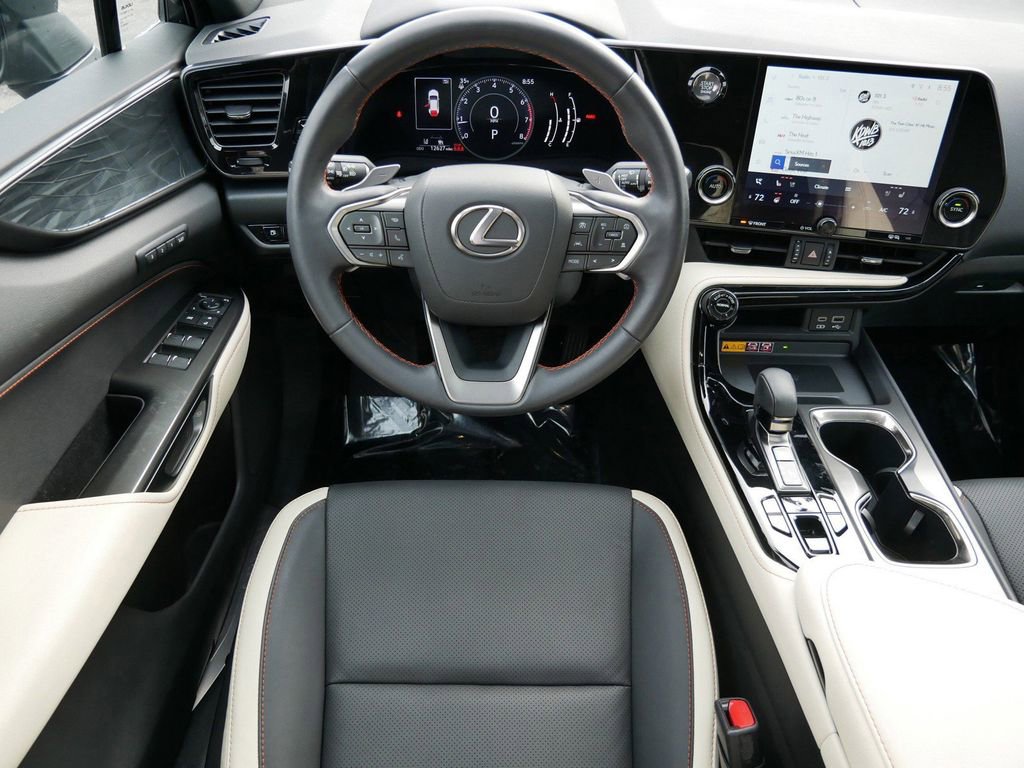 Used 2023 Lexus NX 350 AWD image 12