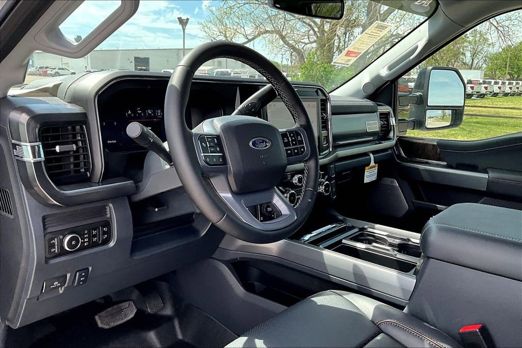 New 2026 Ford F250 Lariat w/ Black Appearance Package image 6