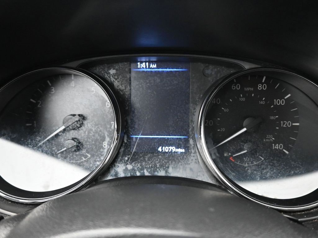 Used 2020 Nissan Rogue S w/ Special Edition Package image 13