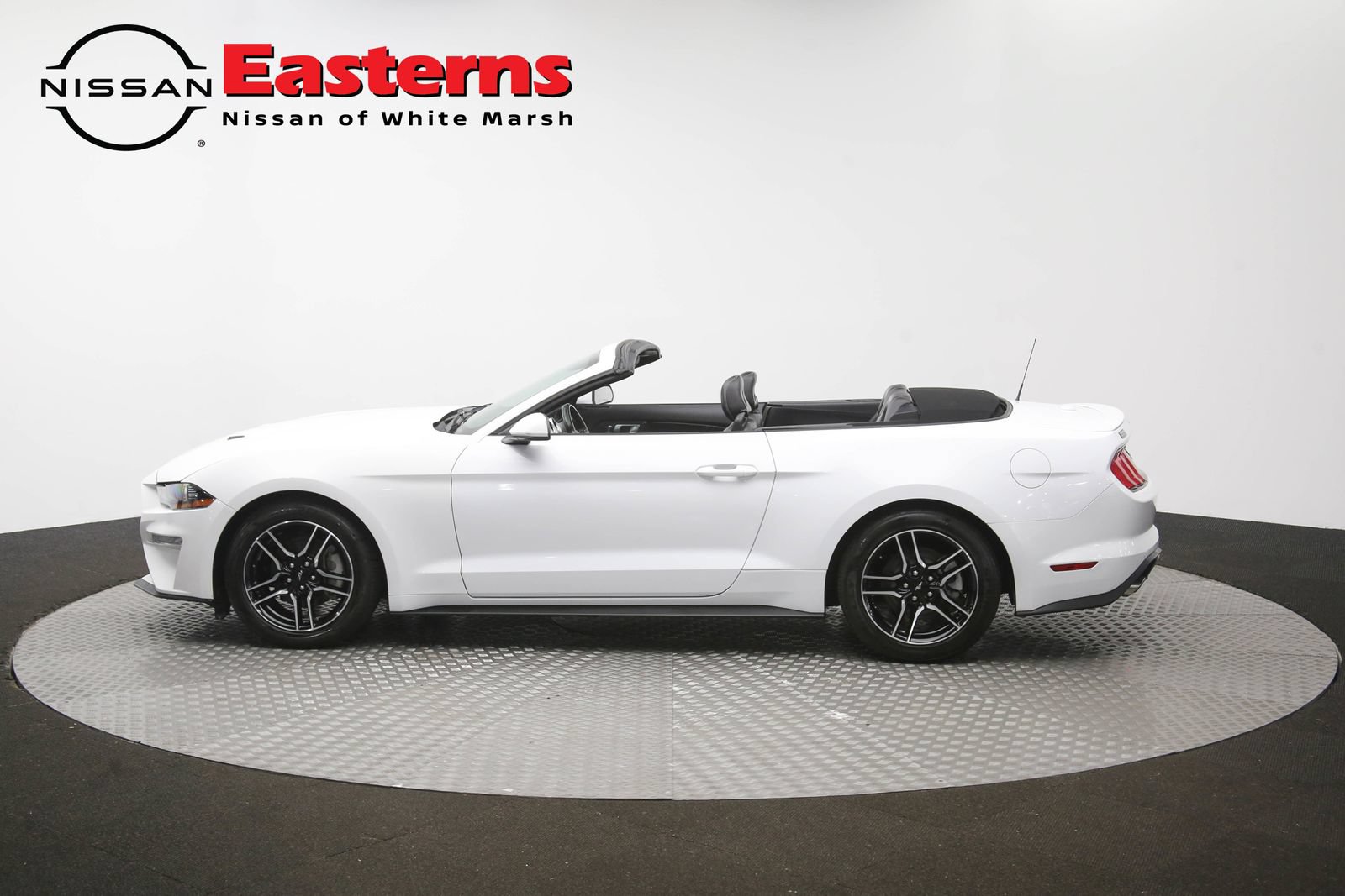 Used 2022 Ford Mustang Premium RWD image 58