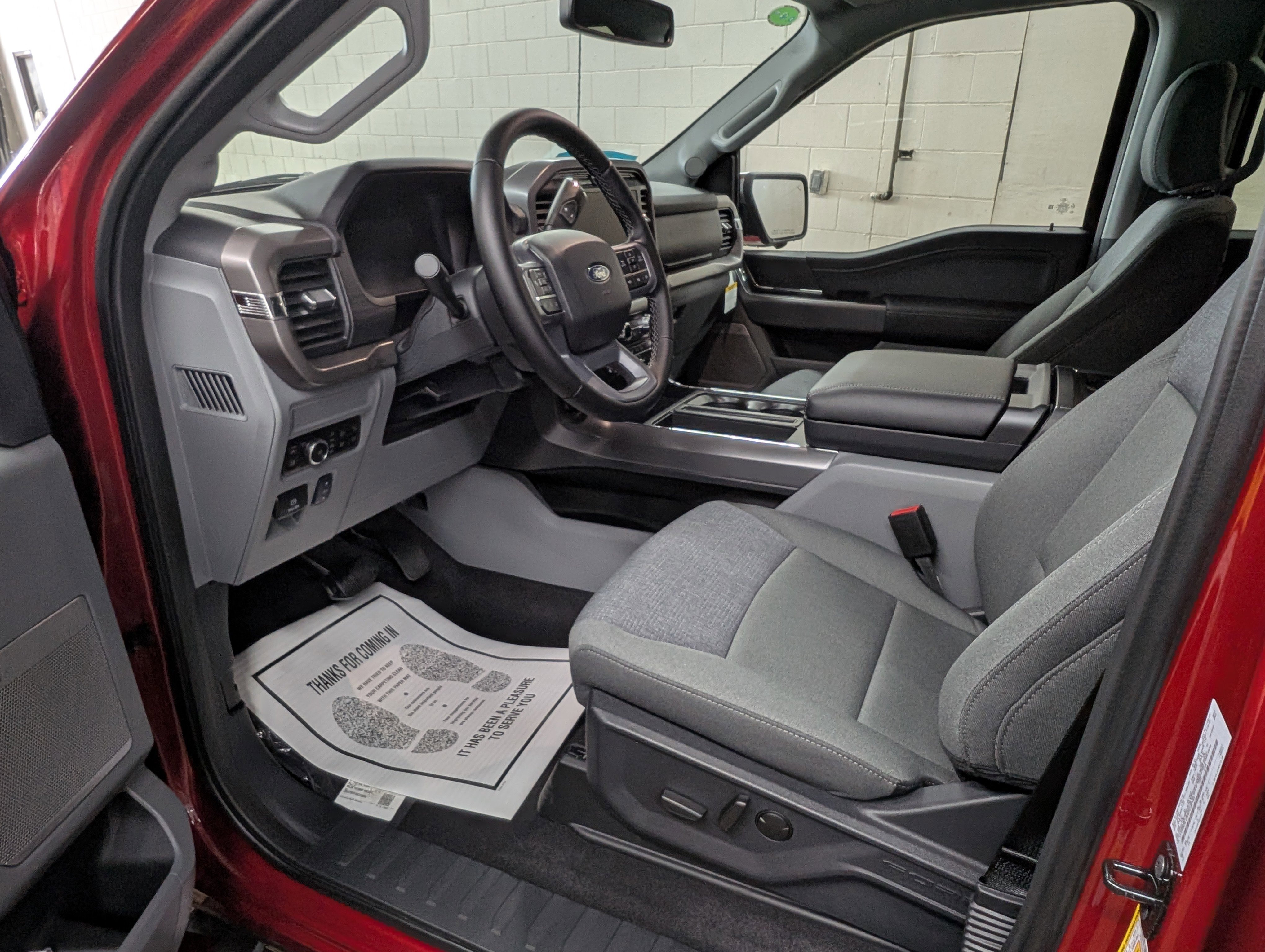 New 2025 Ford F150 XLT w/ Equipment Group 303A High image 8