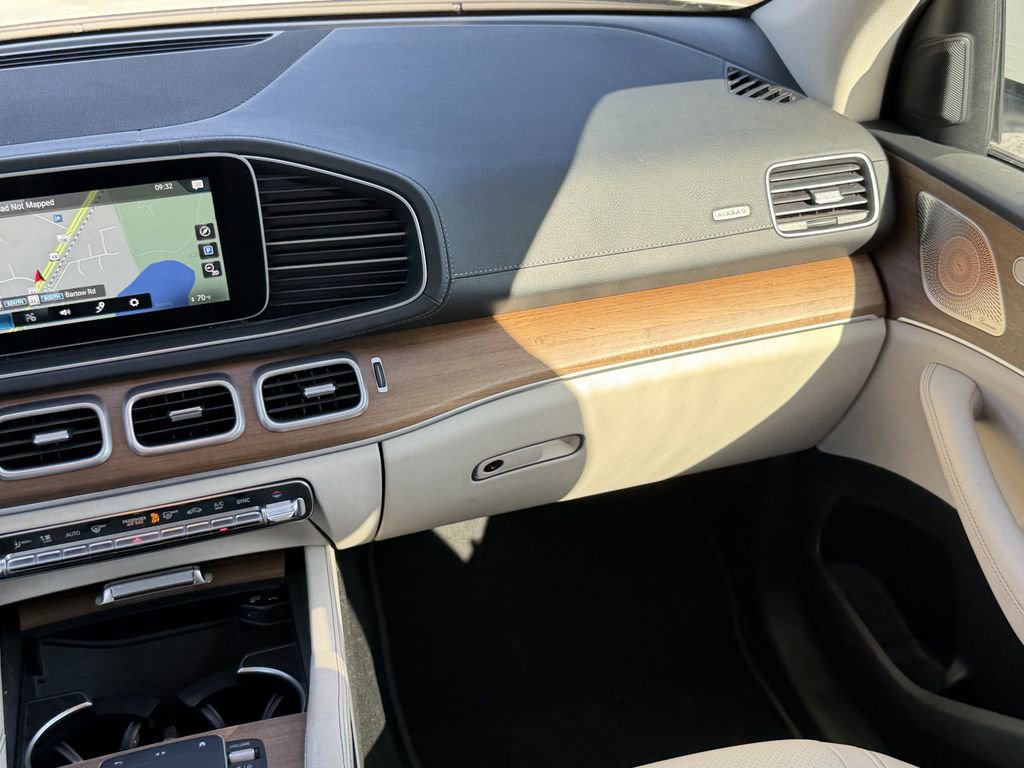 Used 2022 Mercedes-Benz GLS 450 4MATIC image 15