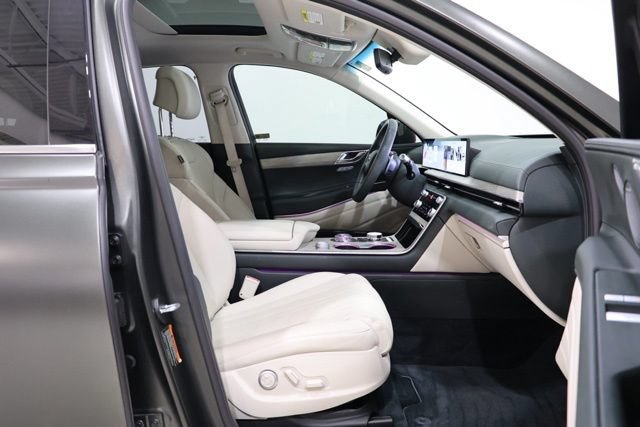 Used 2025 Genesis GV80 2.5T Advanced AWD/4WD image 36