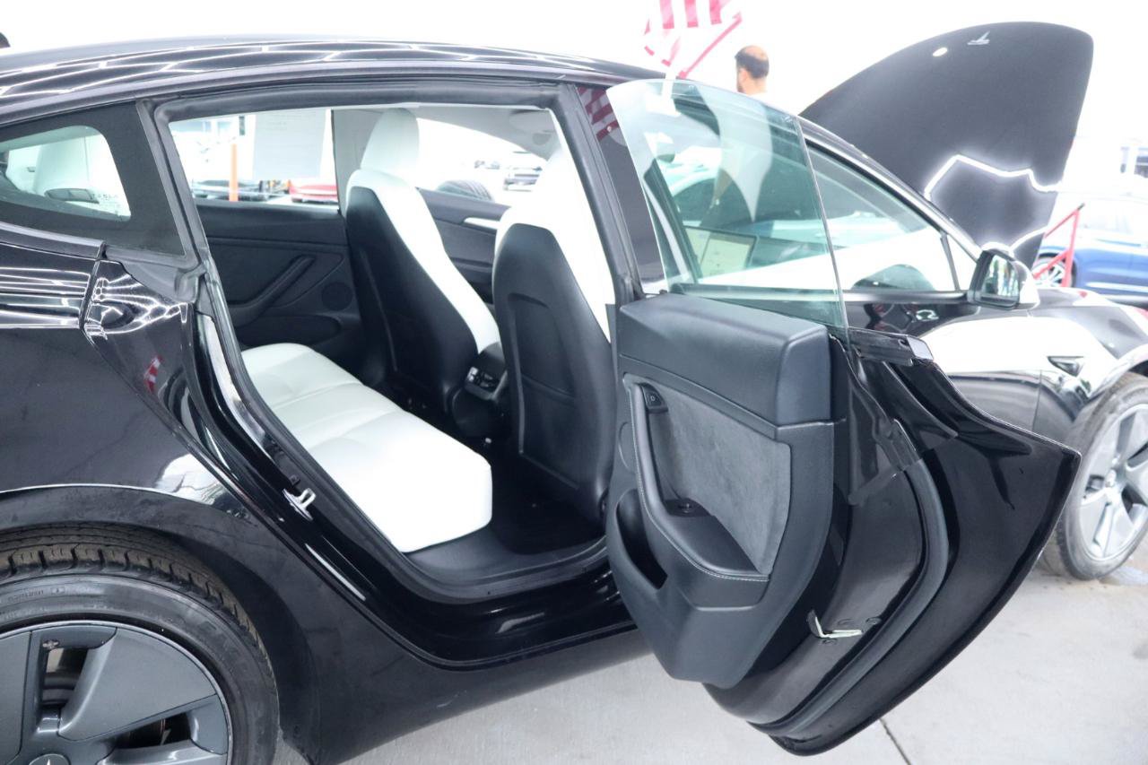Used 2023 Tesla Model 3 Standard Range RWD image 33
