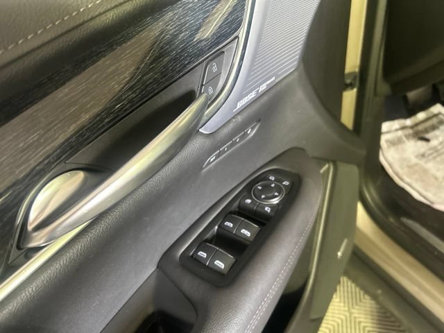 Used 2023 Cadillac XT5 Premium Luxury AWD/4WD image 11