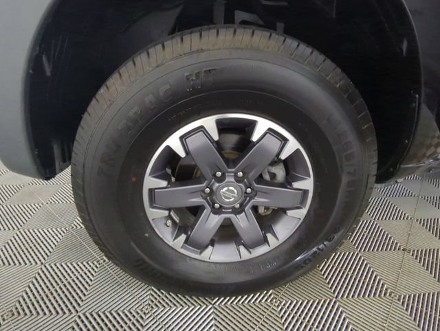 Used 2015 Nissan Xterra PRO-4X w/ Nevada Tow Package AWD/4WD image 17