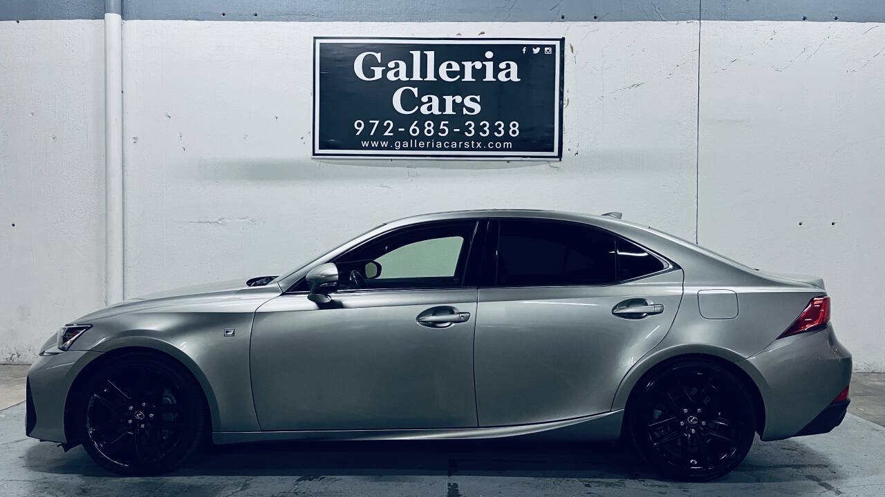 Used 2018 Lexus IS 300 F Sport RWD image 1