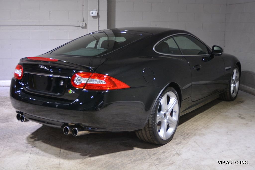 Used 2015 Jaguar XKR R image 4