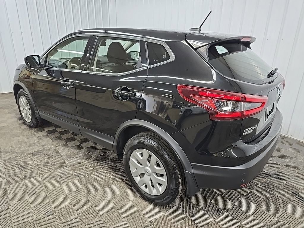 Used 2020 Nissan Rogue Sport S AWD/4WD image 9