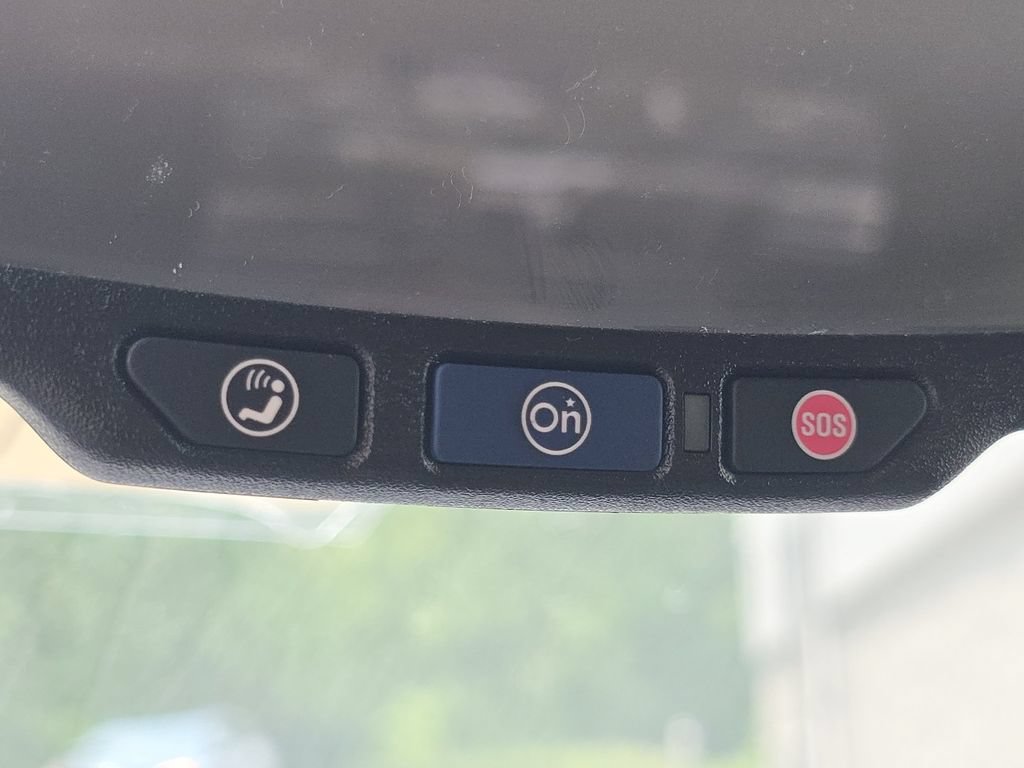 Used 2019 Chevrolet Trax LT w/ LT Convenience Package AWD/4WD image 6